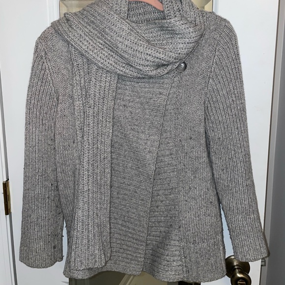 $335 Theory Coralyn Cardigan with Attached Scarf - Picture 2 of 5